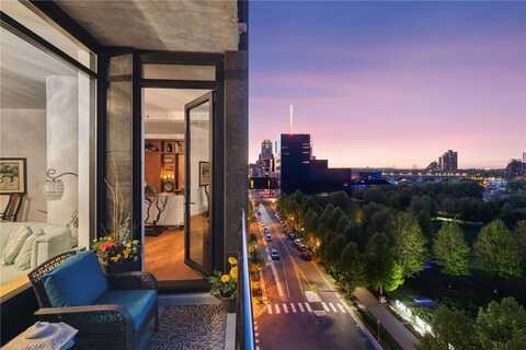 215 10th Avenue S, Minneapolis, MN 55415