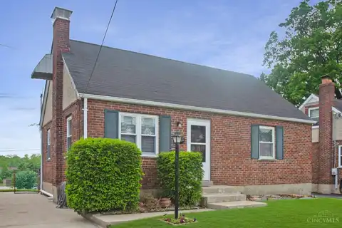 709 Maple Drive, Reading, OH 45215