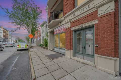 709 McMillan Street, Cincinnati, OH 45206