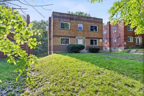 7100 Eastlawn Drive, Cincinnati, OH 45237