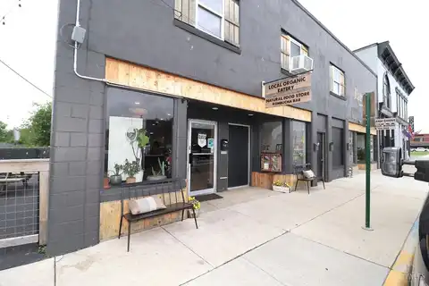 136 Broadway Street, Blanchester, OH 45107