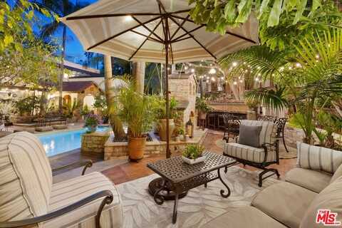 2276 La Granada Dr, Los Angeles, CA 90068
