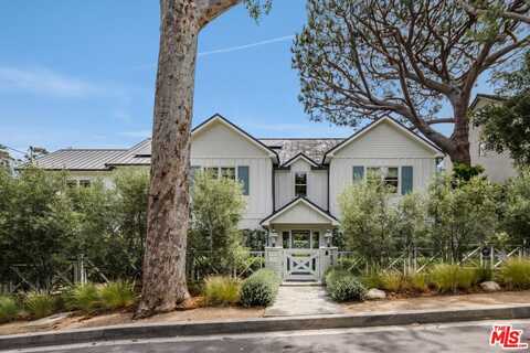 782 Ranch Ln, Pacific Palisades, CA 90272