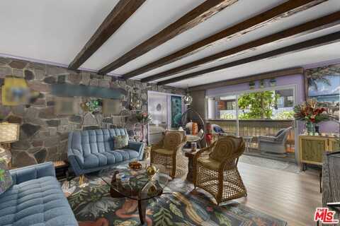 9061 Keith Ave, West Hollywood, CA 90069