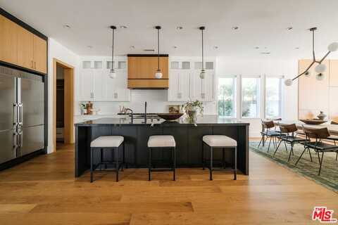 5328 Allott Ave, Sherman Oaks, CA 91401