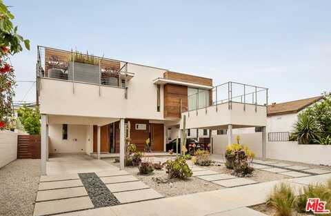 8512 Hargis St, Los Angeles, CA 90034