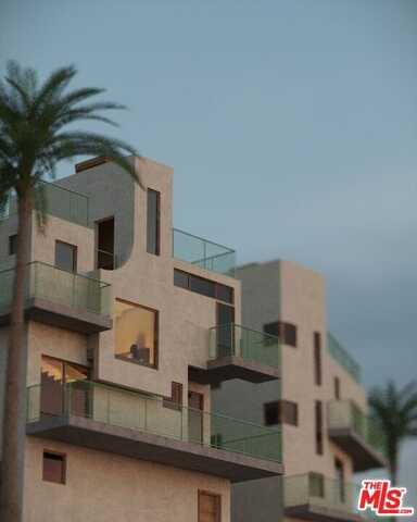 910 Rector Pl, Los Angeles, CA 90029