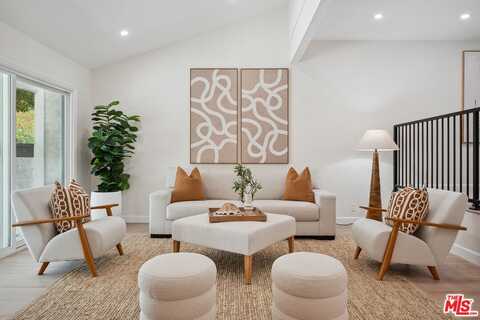 17109 Palisades Cir, Pacific Palisades, CA 90272