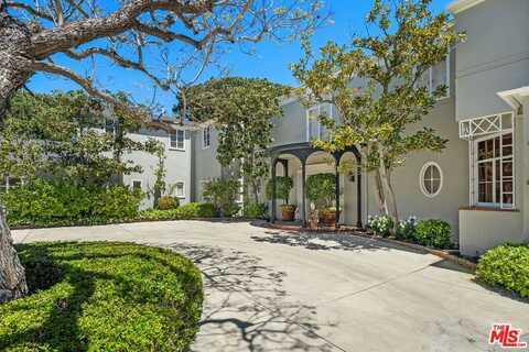 11080 Chalon Rd, Los Angeles, CA 90077