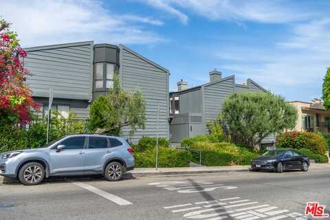 880 Hilldale Ave, West Hollywood, CA 90069