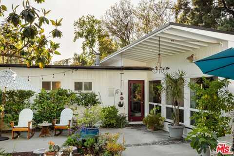 5940 Varna Ave, Valley Glen, CA 91401