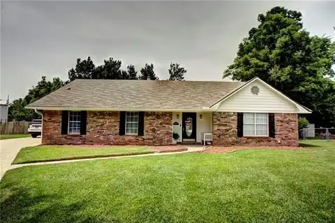 300 GENE Lane, Natchitoches, LA 71457