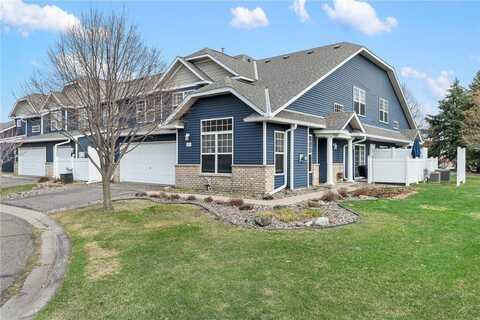 428 Hickory Lane N, Oakdale, MN 55128