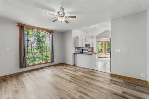 212 6th Street S, Henderson, MN 56044