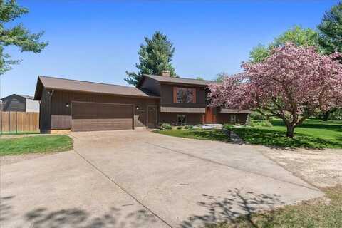 1382 168th Avenue, New Richmond, WI 54017