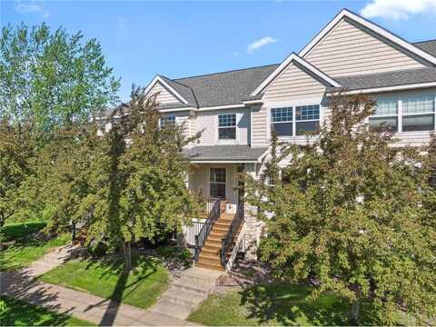 4383 Victor Path, Hugo, MN 55038