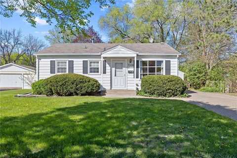 7508 59th Place N, Crystal, MN 55428