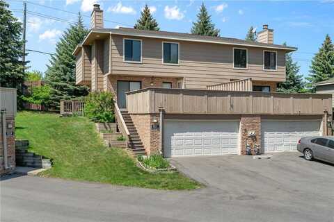 2111 Tamarin Trail, Golden Valley, MN 55427