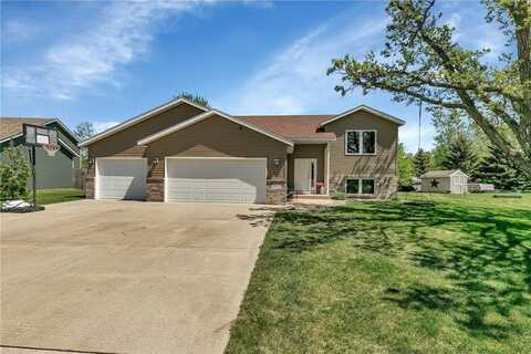 1943 Eastern Star Circle, Sauk Rapids, MN 56379