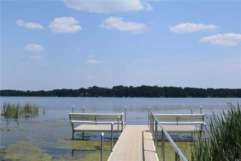 109 W Eagle Lake Drive, Maple Grove, MN 55369