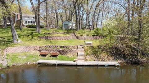 956 10th Avenue SE, Forest Lake, MN 55025