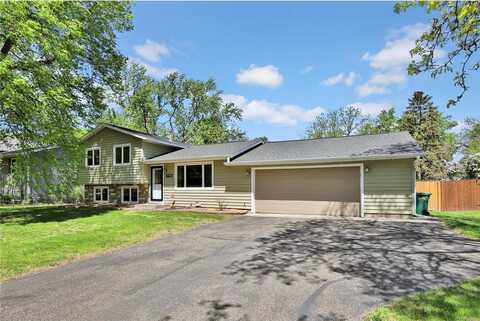 9790 99th Avenue N, Maple Grove, MN 55369