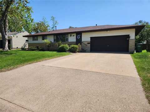 620 63rd Avenue NE, Fridley, MN 55432