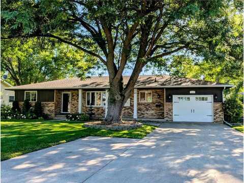 1128 Division Street N, Clara City, MN 56222