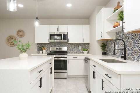 325 Kenmar, San Antonio, TX 78220