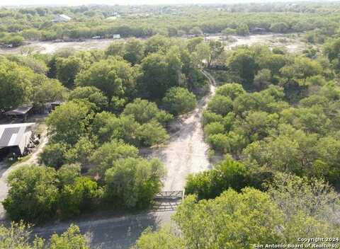 2130 Goeth, San Antonio, TX 78221