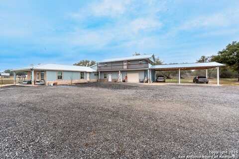 472 County Road 6723, Natalia, TX 78059