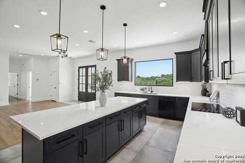 166 MAGNOLIA MDW, Canyon Lake, TX 78133
