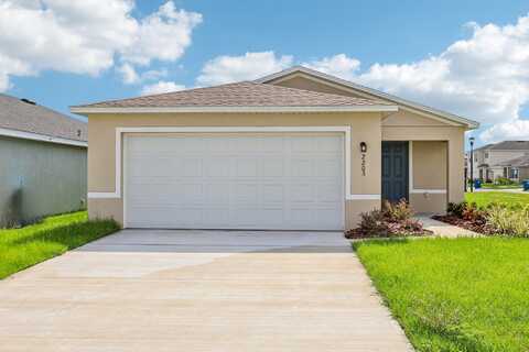 1984 Golden Beak Dr, Eagle Lake, FL 33839
