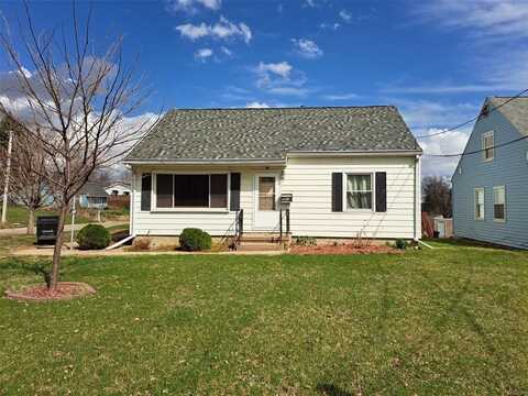 2901 J Street, Cedar Rapids, IA 52404