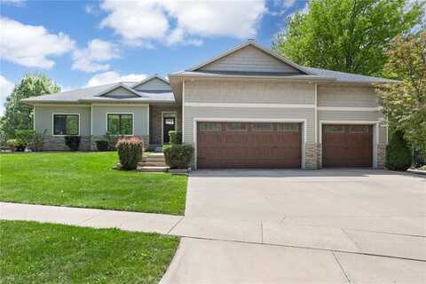 302 6th Street NE, Mount Vernon, IA 52314