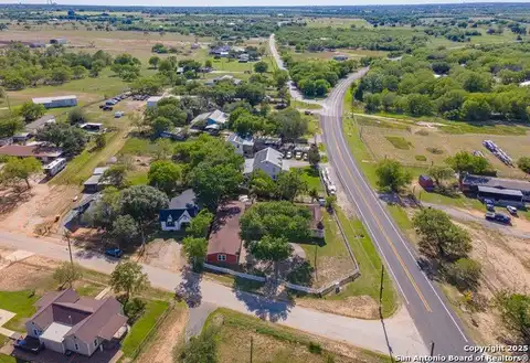 3525 Fm 1346, La Vernia, TX 78121