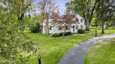 808 Feura Bush Road, Bethlehem, NY 12054