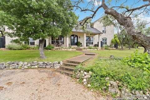 111 Kendall Oaks, Boerne, TX 78006