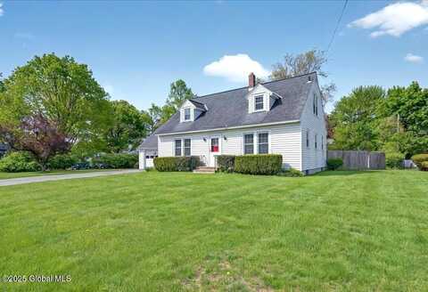 88 Oakdale Avenue, Rotterdam, NY 12306