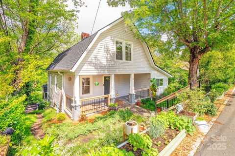 9 North Street, Weaverville, NC 28787