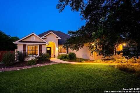 100 Glen Lakes Ct W, Ingram, TX 78025