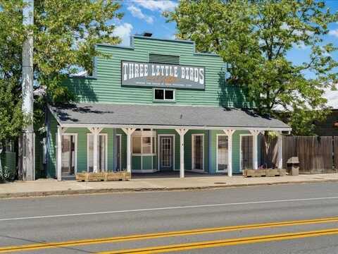 11943 Main St., Fort Jones, CA 96032