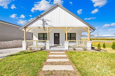 636 N Broad Street, Mooresville, NC 28115