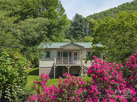 255 Red Bank Road, Waynesville, NC 28786
