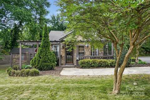 4235 Howie Circle, Charlotte, NC 28205