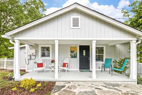 282 Old Toll Circle, Black Mountain, NC 28711