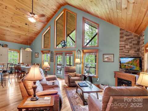 265 Gobbler Ridge, Sylva, NC 28779