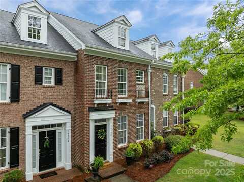 16930 Summers Walk Boulevard, Davidson, NC 28036