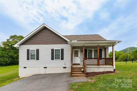 28 Trillium Meadows Lane, Hendersonville, NC 28792