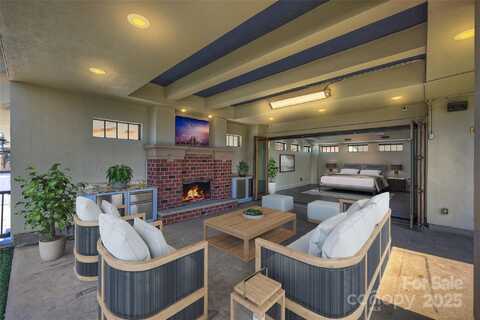 715 N Graham Street, Charlotte, NC 28202